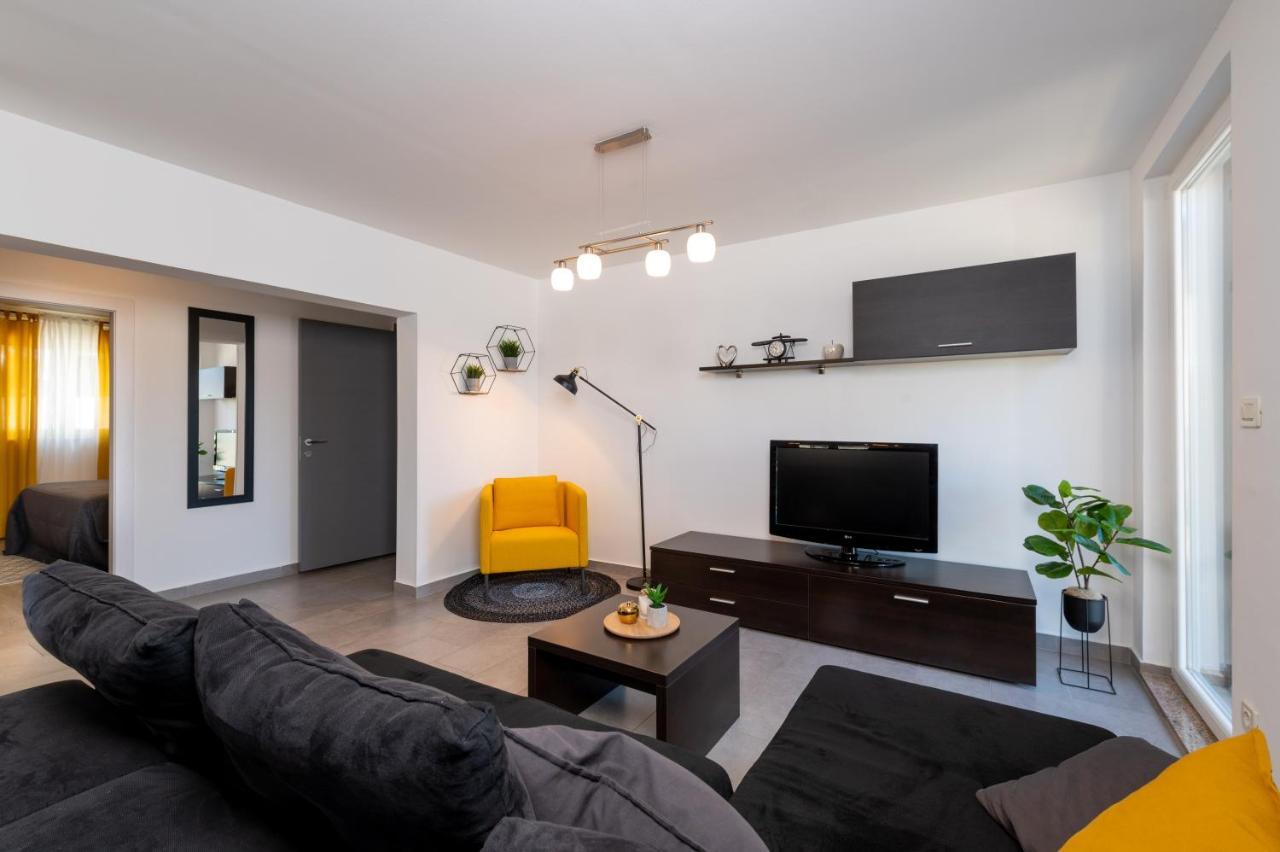 D&A Superior Apartman Rabac Exteriör bild